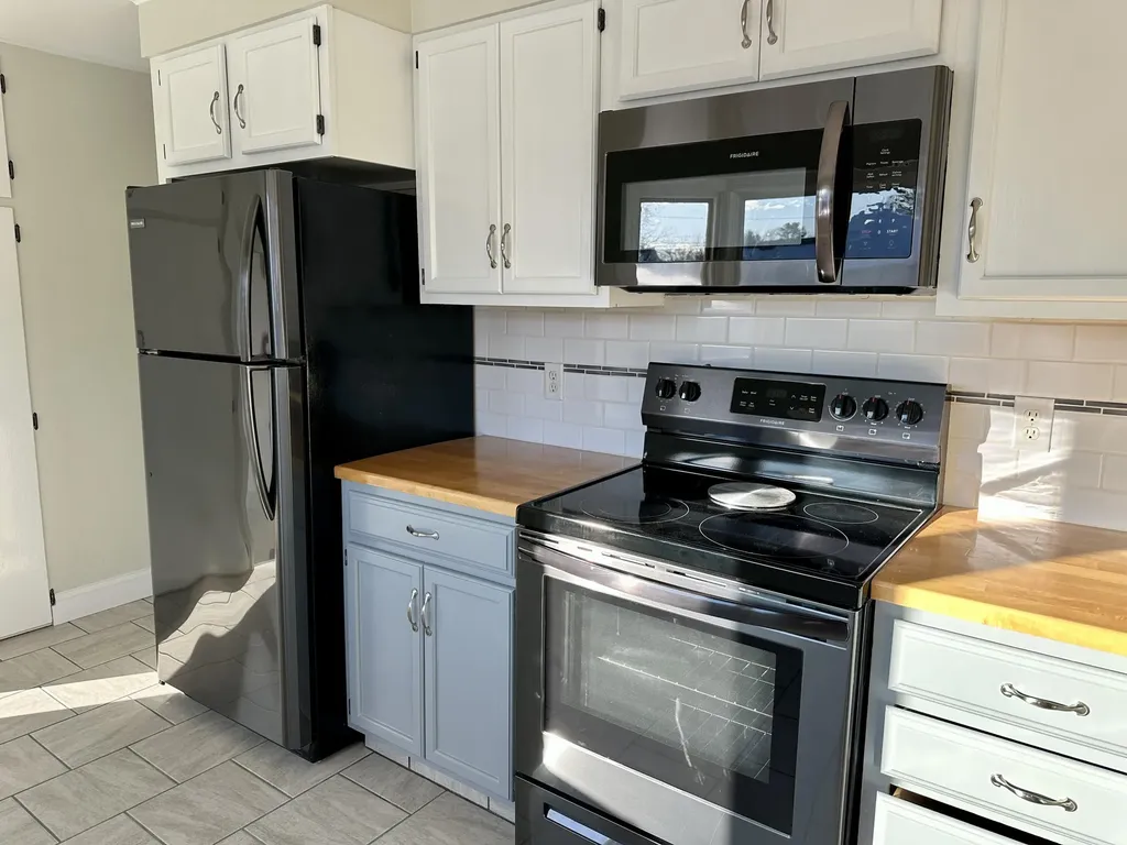 212 New Gorham Road Westbrook ME 04092