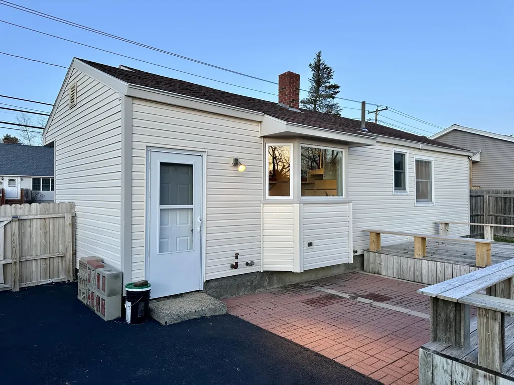 212 New Gorham Road Westbrook ME 04092
