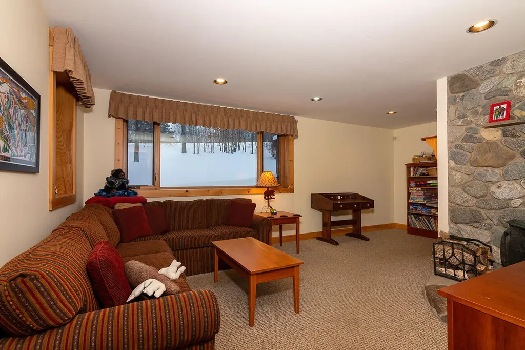 6008 Kennebec Circle Carrabassett Valley ME 04947