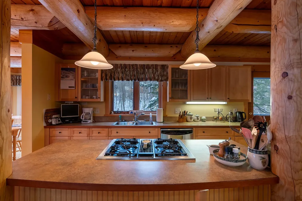 6008 Kennebec Circle Carrabassett Valley ME 04947