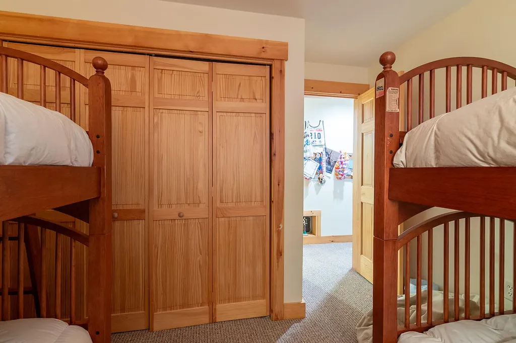 6008 Kennebec Circle Carrabassett Valley ME 04947