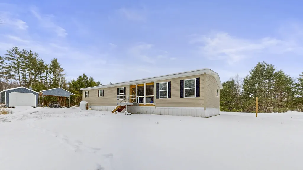 64 Coburn Road Carthage ME 04224