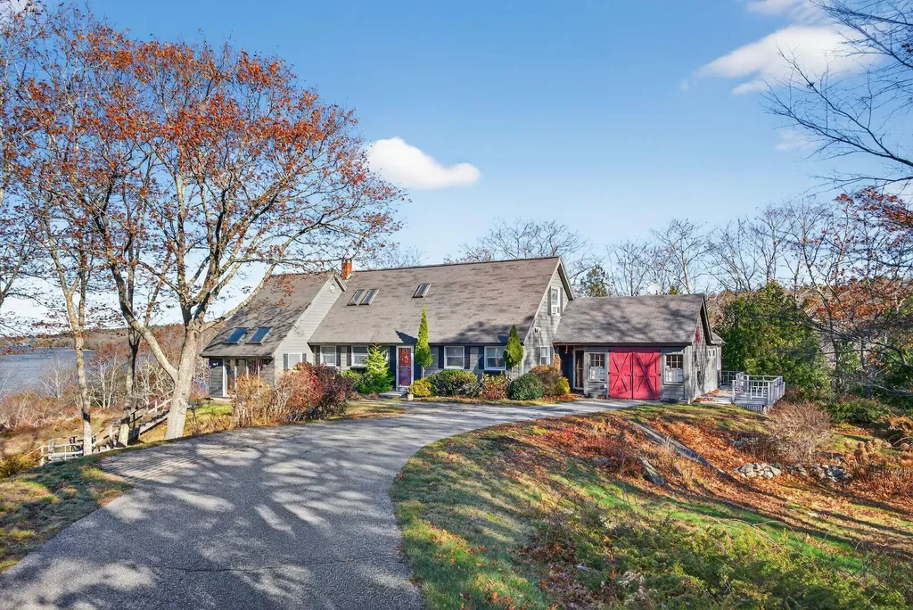 16 Spinney Point Lane Georgetown ME 04548