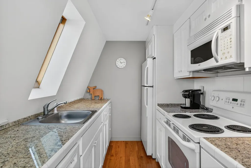 16 Spinney Point Lane Georgetown ME 04548