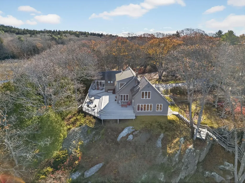 16 Spinney Point Lane Georgetown ME 04548