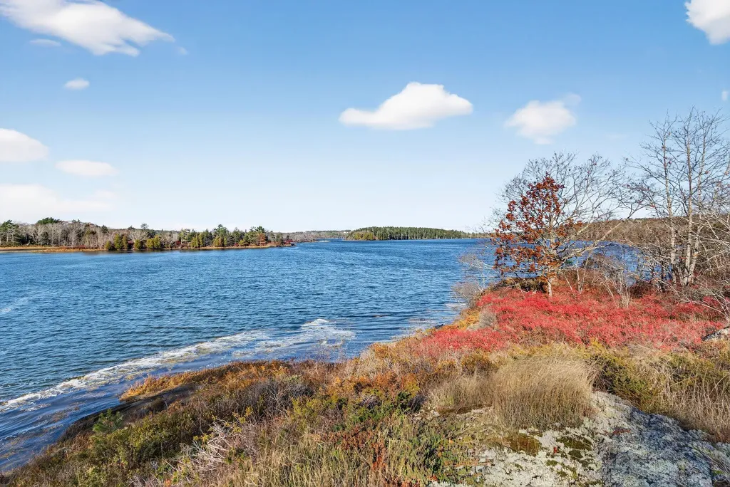 16 Spinney Point Lane Georgetown ME 04548