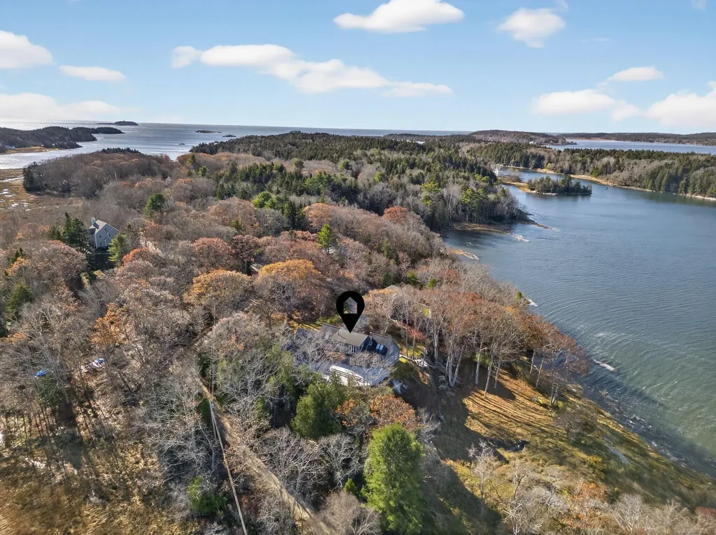 16 Spinney Point Lane Georgetown ME 04548