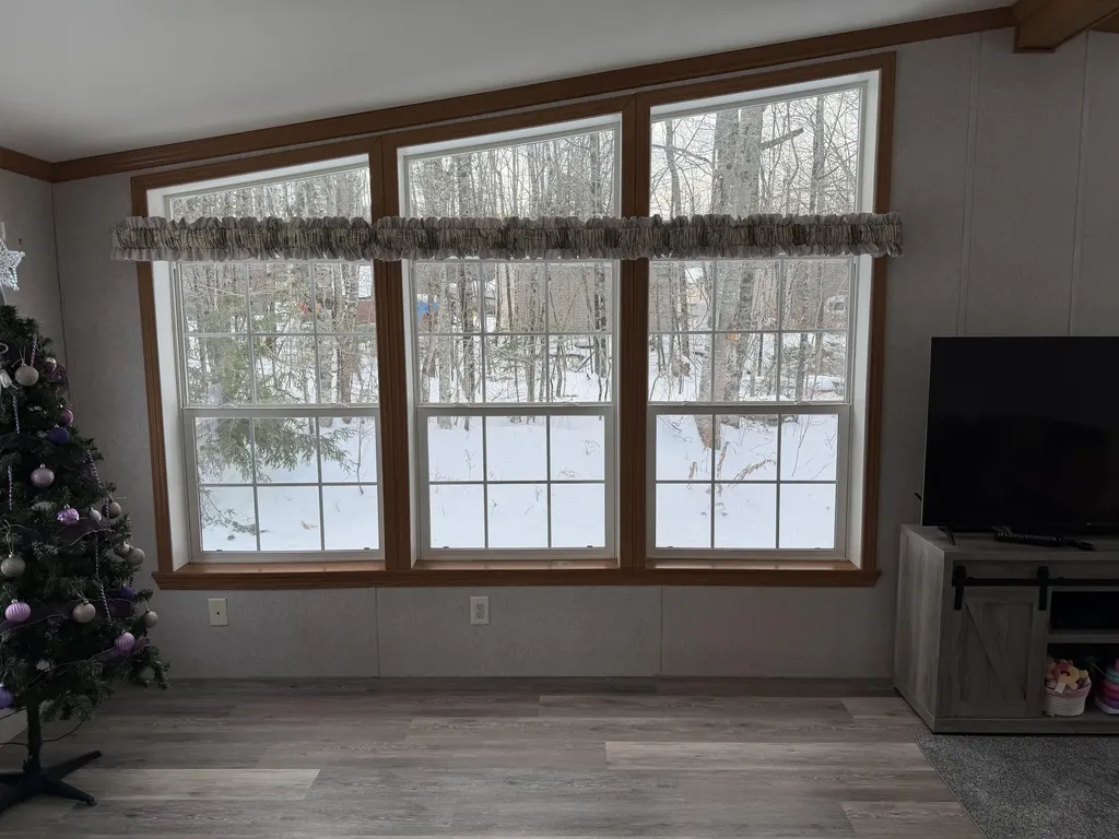 3036 Ohio Street Glenburn ME 04401