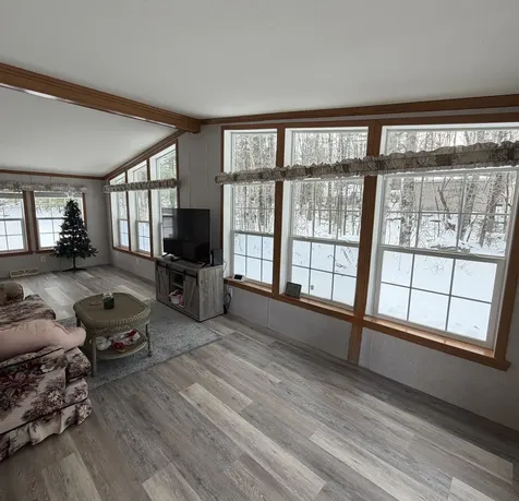 3036 Ohio Street Glenburn ME 04401