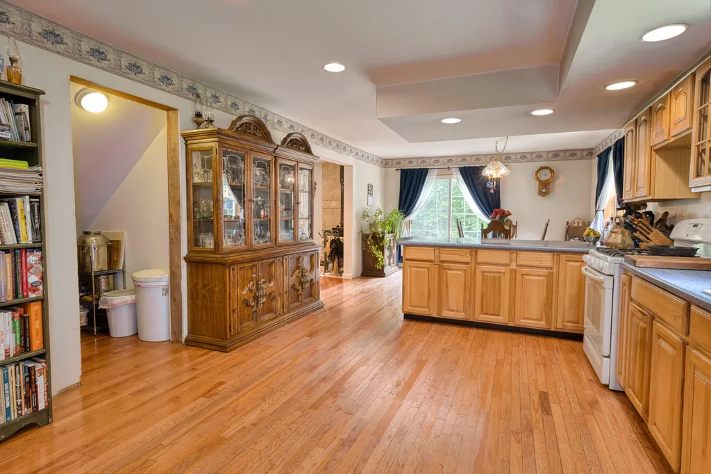 100 Dill Road Stetson ME 04488