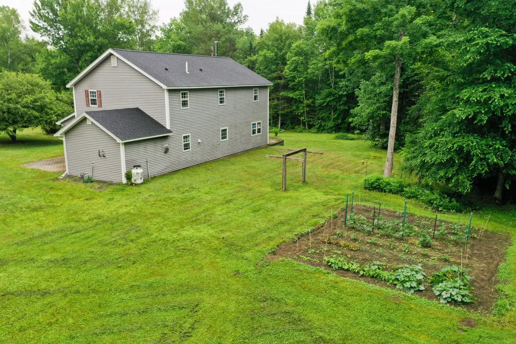 100 Dill Road Stetson ME 04488