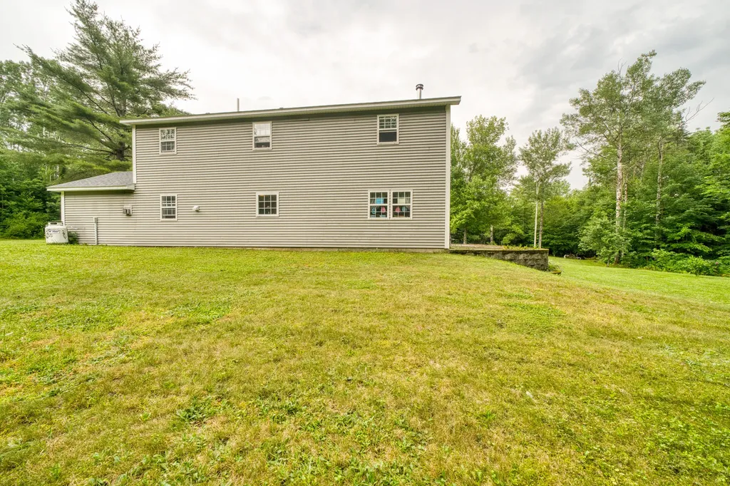100 Dill Road Stetson ME 04488
