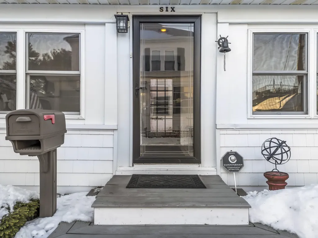 6 Seabreeze Avenue Old Orchard Beach ME 04064