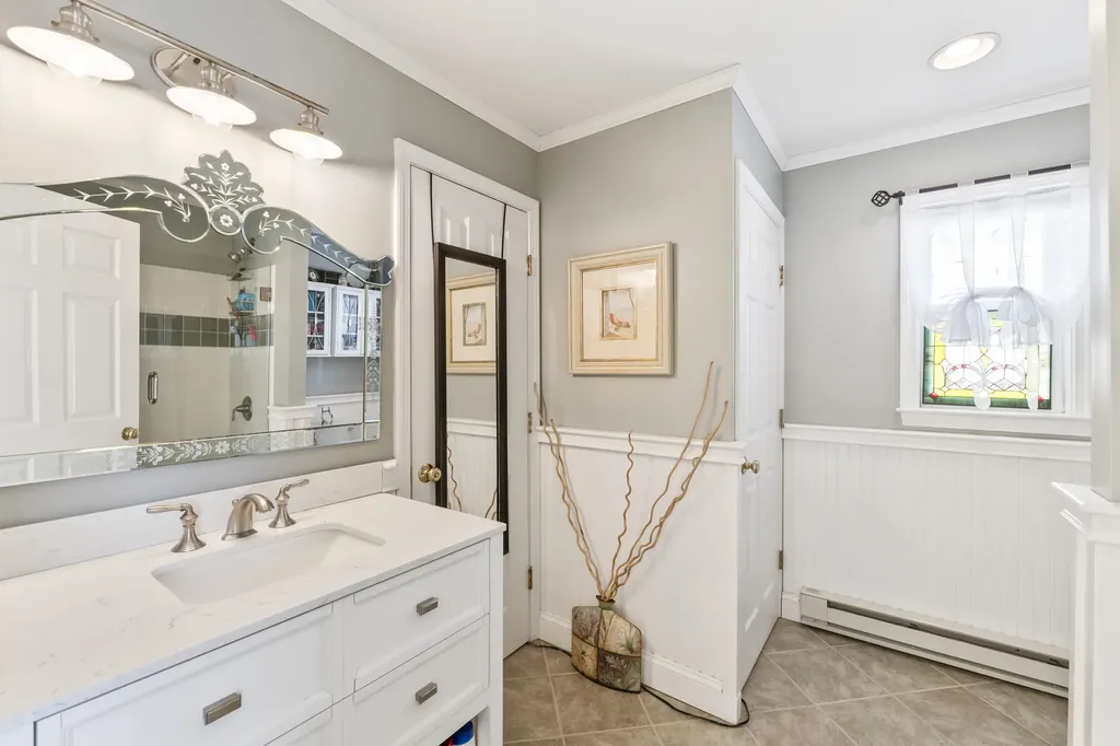6 Seabreeze Avenue Old Orchard Beach ME 04064