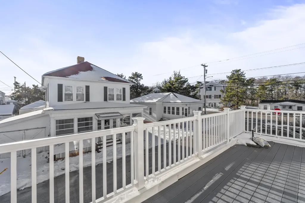 6 Seabreeze Avenue Old Orchard Beach ME 04064
