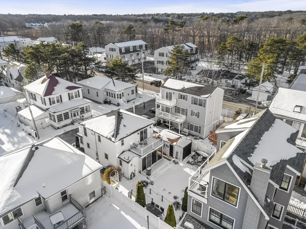 6 Seabreeze Avenue Old Orchard Beach ME 04064