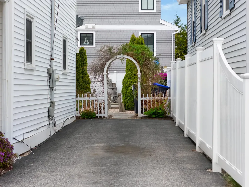 6 Seabreeze Avenue Old Orchard Beach ME 04064