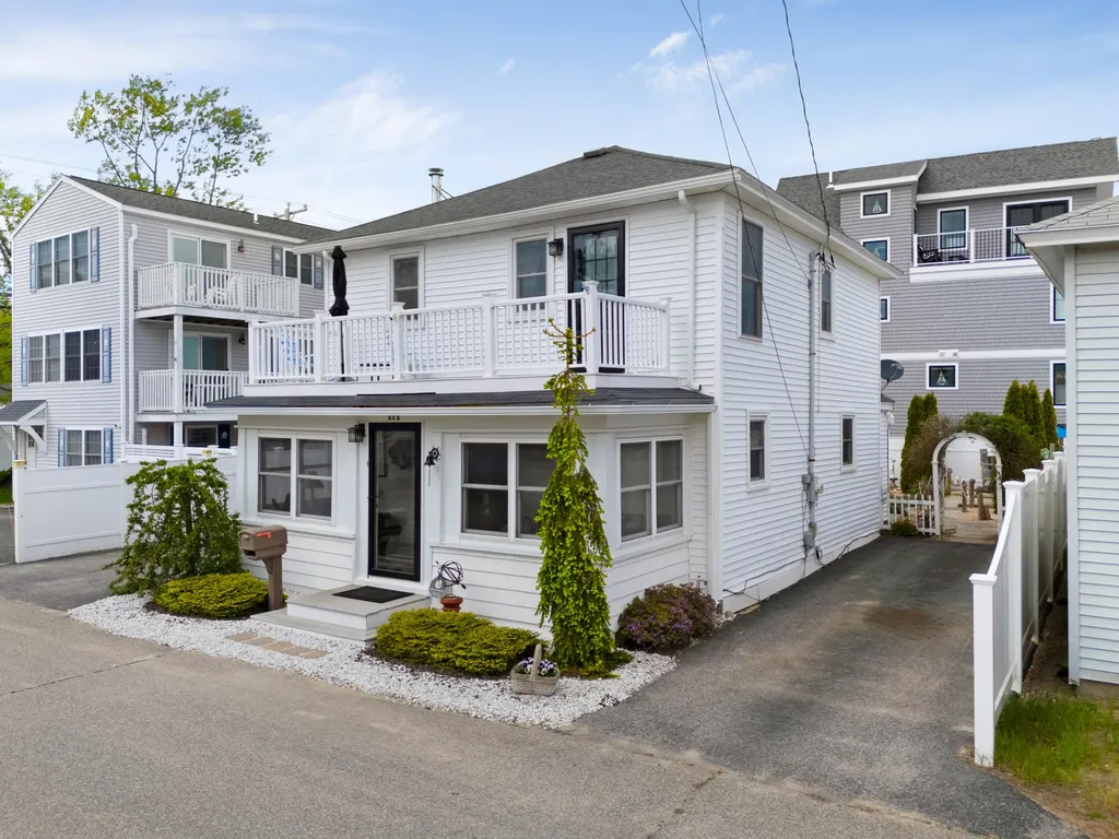 6 Seabreeze Avenue Old Orchard Beach ME 04064