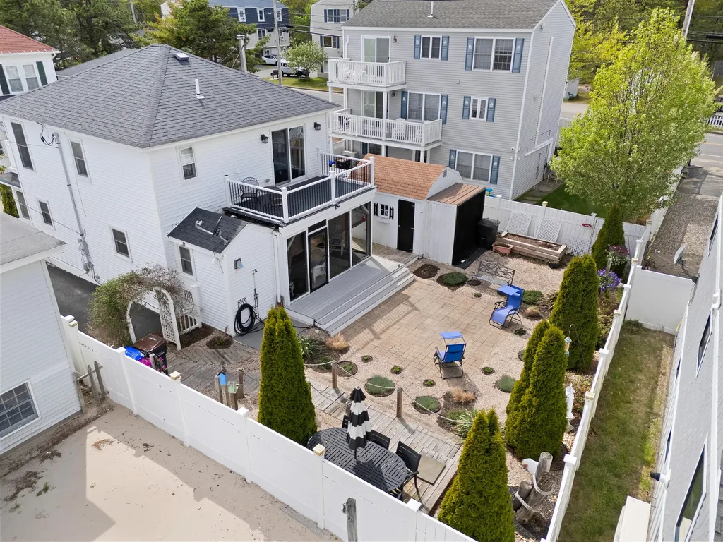 6 Seabreeze Avenue Old Orchard Beach ME 04064