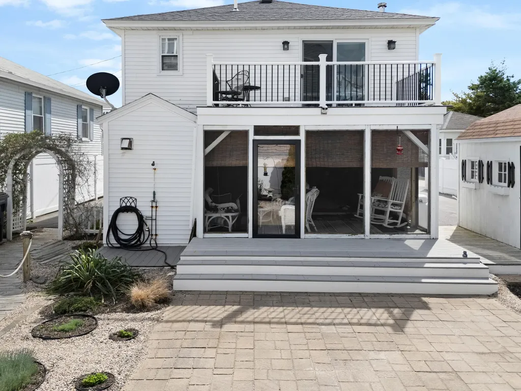 6 Seabreeze Avenue Old Orchard Beach ME 04064