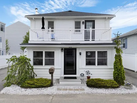 6 Seabreeze Avenue Old Orchard Beach ME 04064
