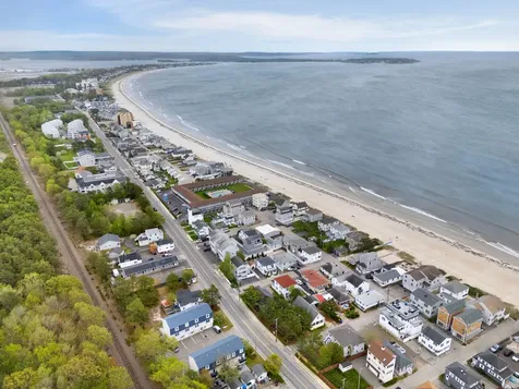 6 Seabreeze Avenue Old Orchard Beach ME 04064