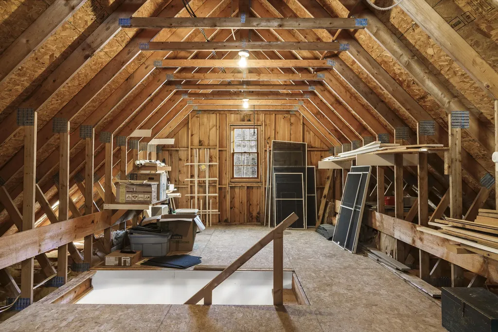 25 Stoneybrook Lane Bristol ME 04539