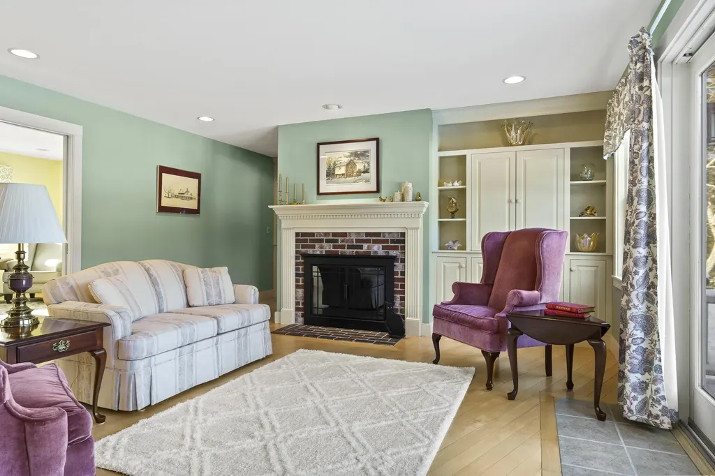 25 Stoneybrook Lane Bristol ME 04539