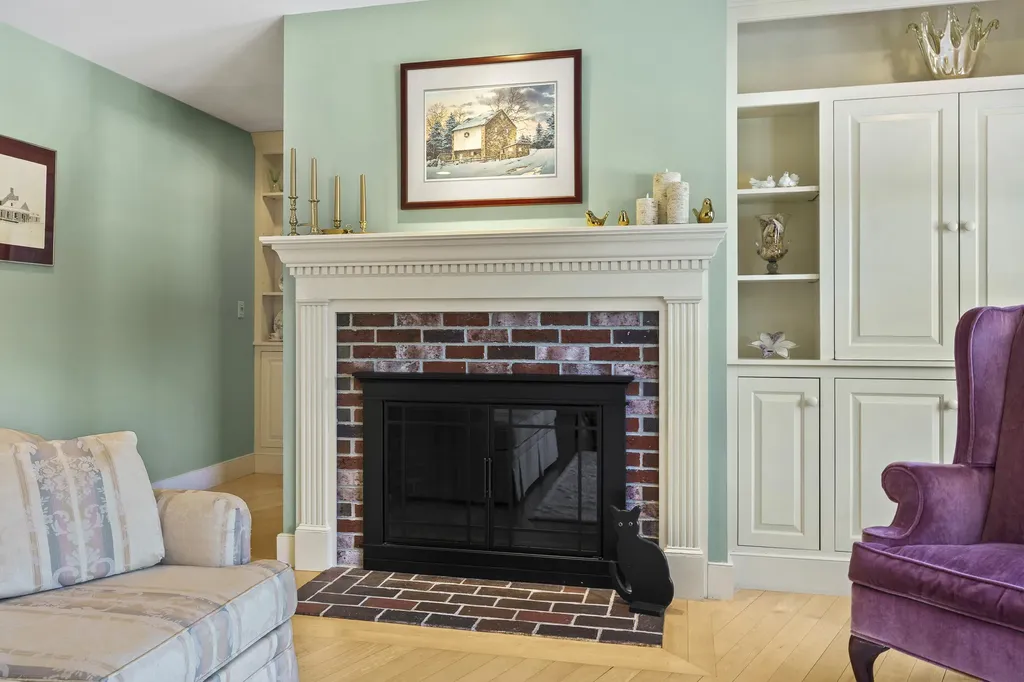 25 Stoneybrook Lane Bristol ME 04539