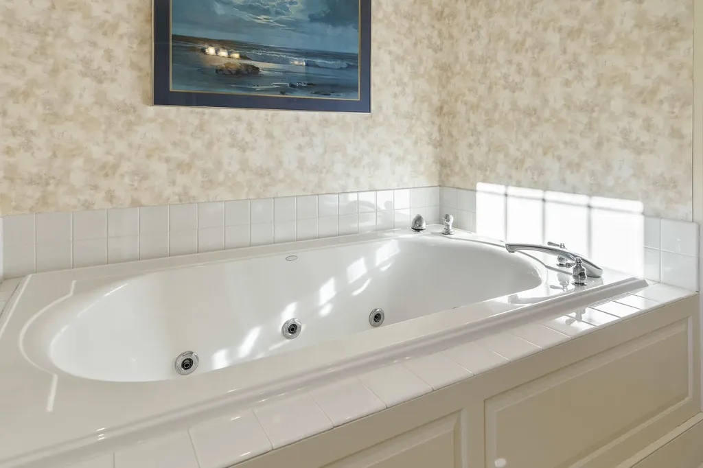 25 Stoneybrook Lane Bristol ME 04539