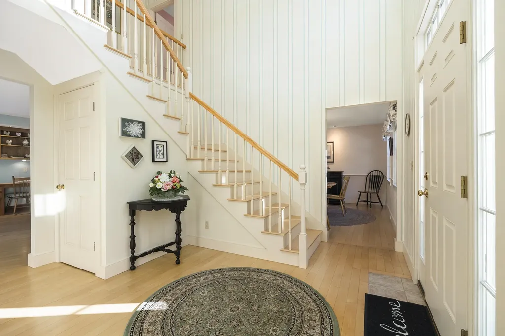 25 Stoneybrook Lane Bristol ME 04539