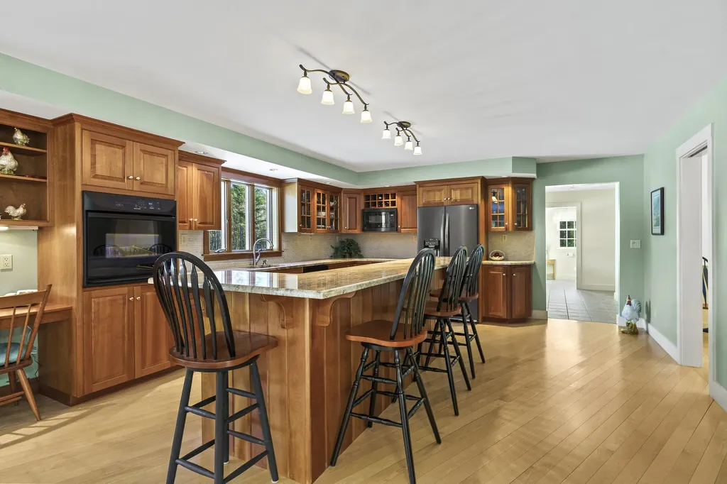 25 Stoneybrook Lane Bristol ME 04539