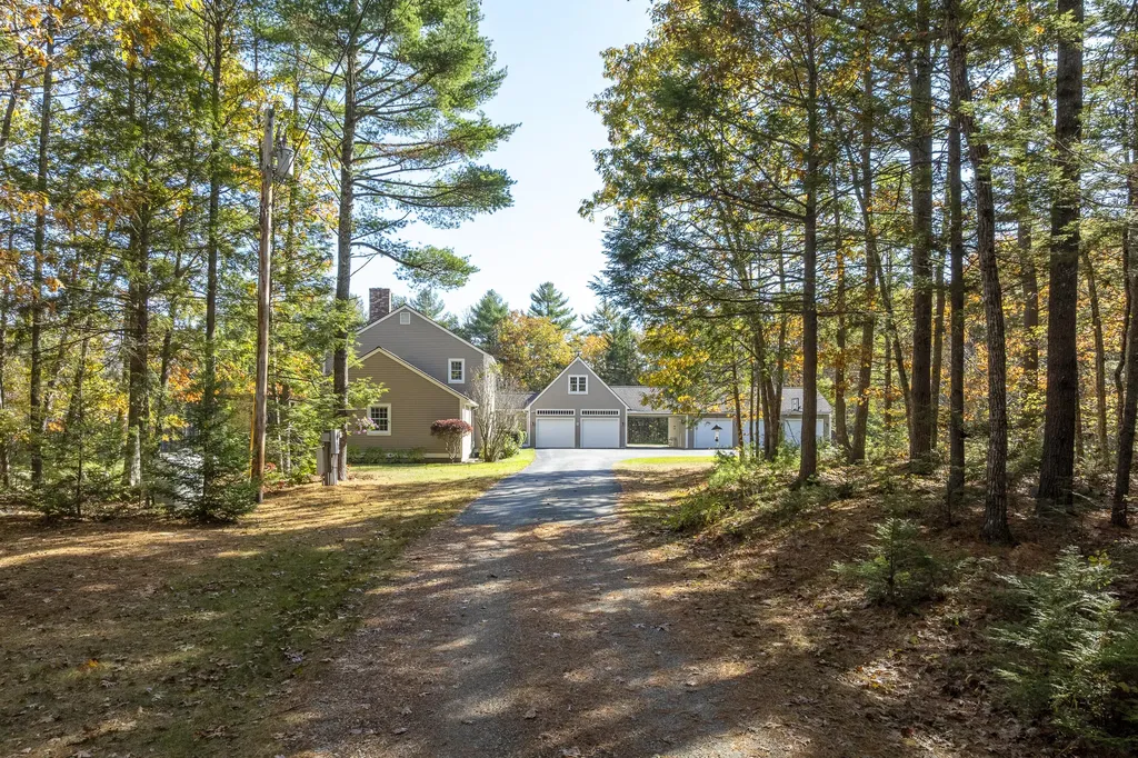 25 Stoneybrook Lane Bristol ME 04539