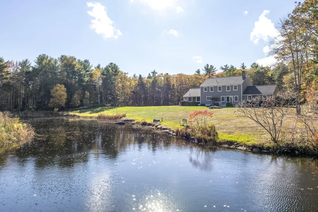 25 Stoneybrook Lane Bristol ME 04539