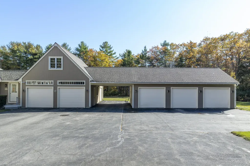 25 Stoneybrook Lane Bristol ME 04539
