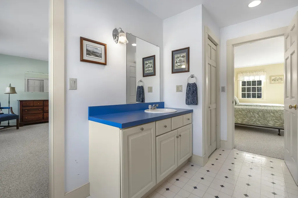 25 Stoneybrook Lane Bristol ME 04539