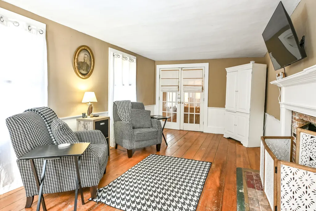 30 Joy Valley Road Buxton ME 04093