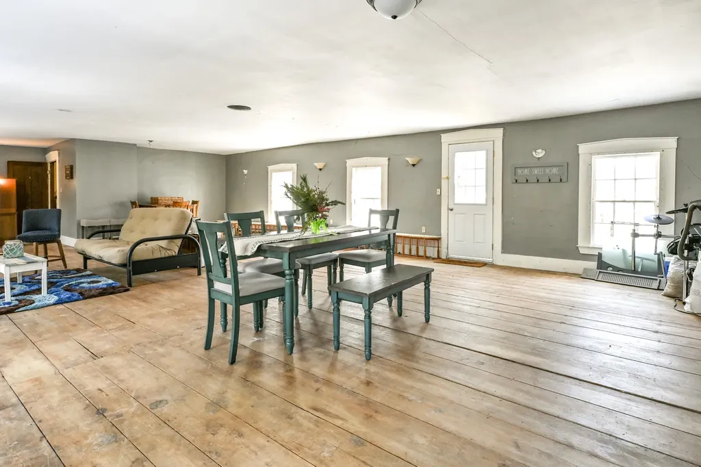 30 Joy Valley Road Buxton ME 04093