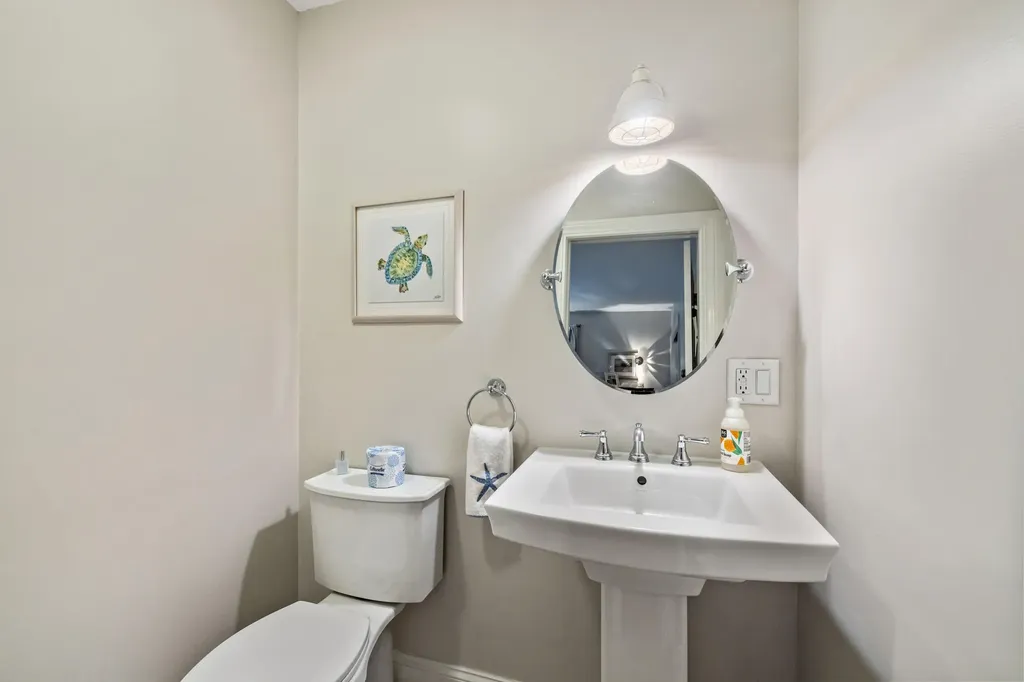 5 Wiggins Pond Lane Kennebunk ME 04043
