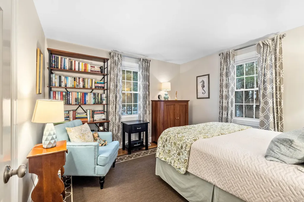 5 Wiggins Pond Lane Kennebunk ME 04043