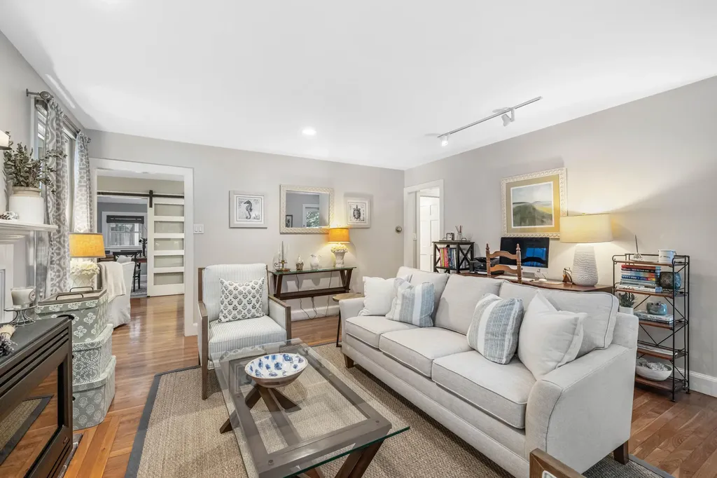 5 Wiggins Pond Lane Kennebunk ME 04043