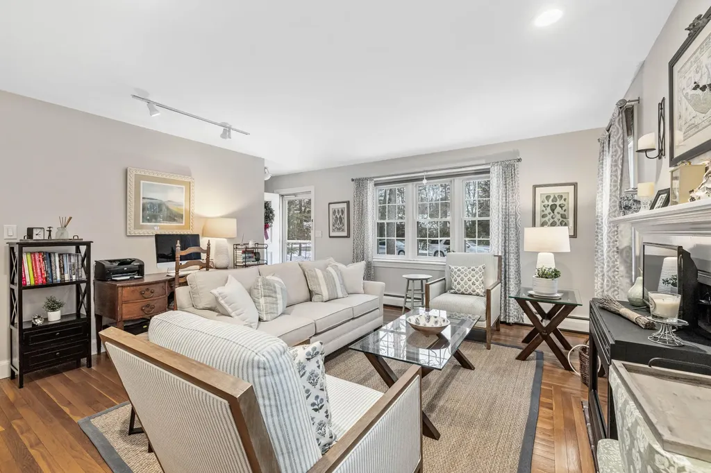 5 Wiggins Pond Lane Kennebunk ME 04043
