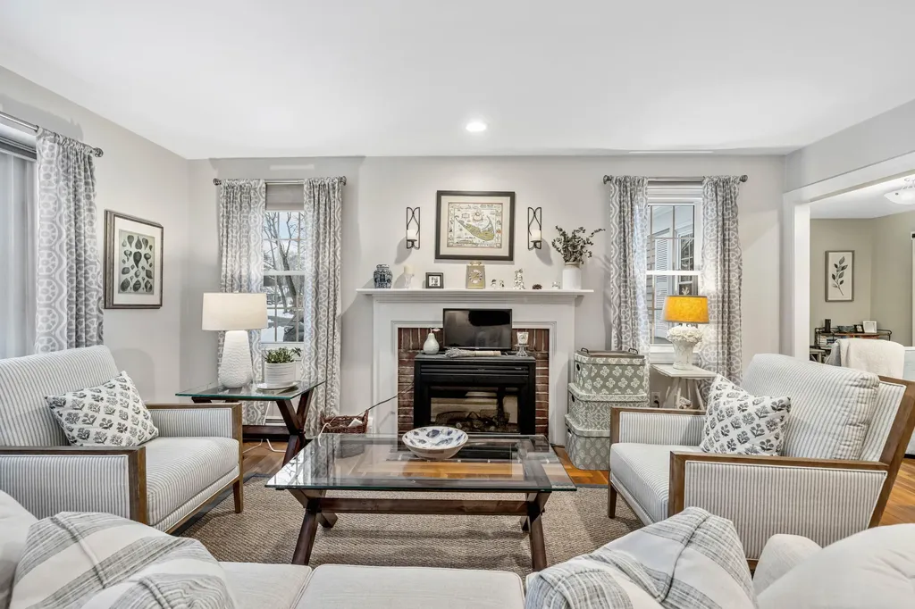 5 Wiggins Pond Lane Kennebunk ME 04043