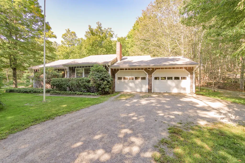 371 Pendleton Point Road Islesboro ME 04848