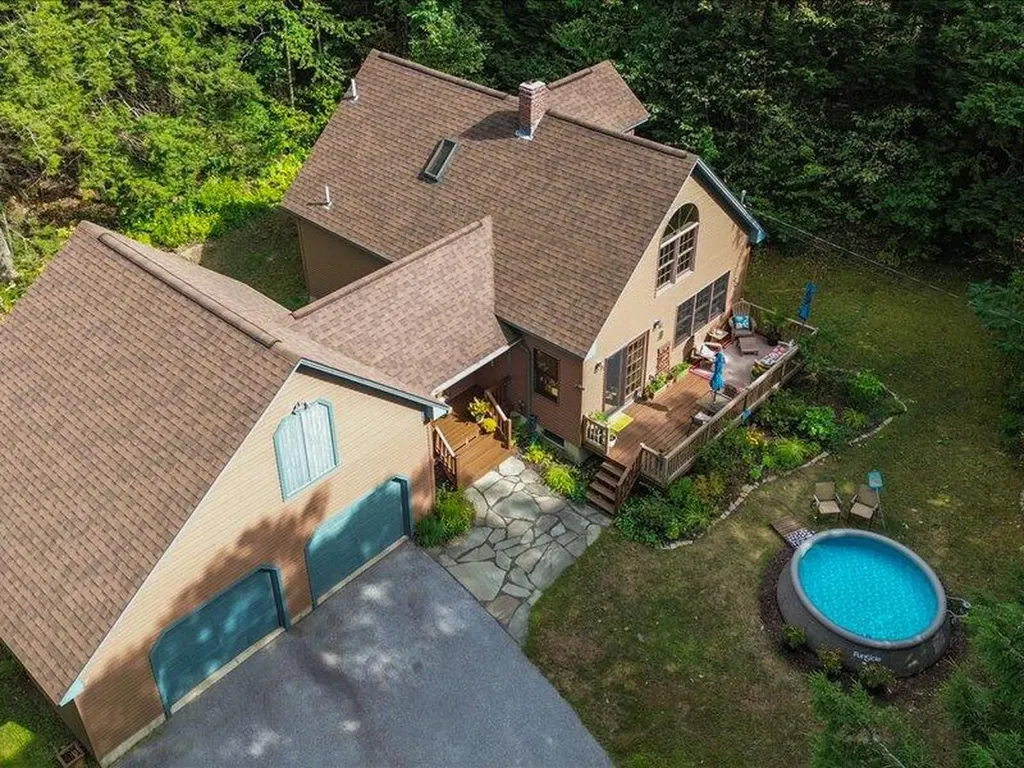 99 Tapley Farm Road Newburgh ME 04444