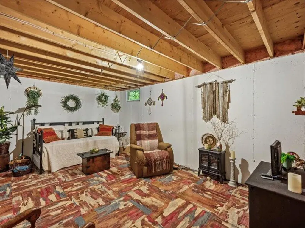 99 Tapley Farm Road Newburgh ME 04444