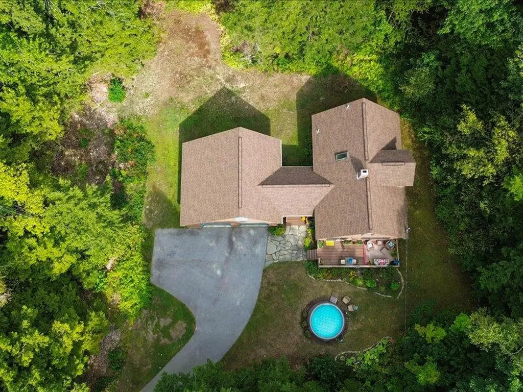 99 Tapley Farm Road Newburgh ME 04444