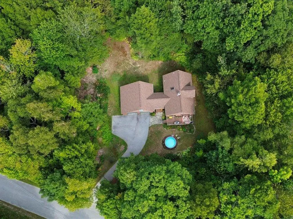 99 Tapley Farm Road Newburgh ME 04444