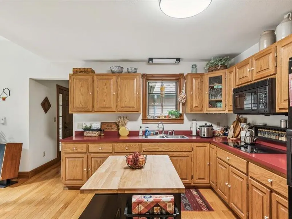 99 Tapley Farm Road Newburgh ME 04444