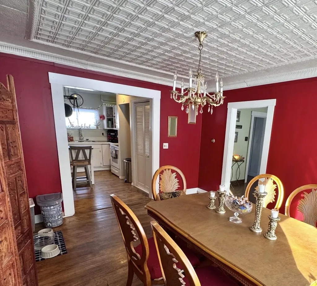 52 Somerset Street Millinocket ME 04462